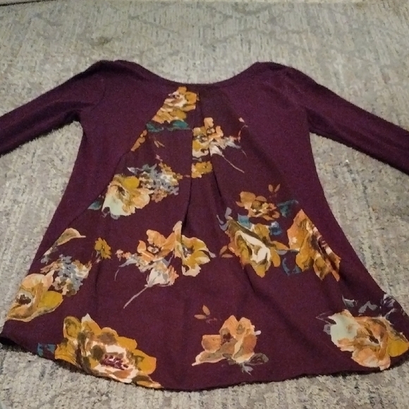 Women's Purple Top 3/4 Sleeve - Picture 3 of 5